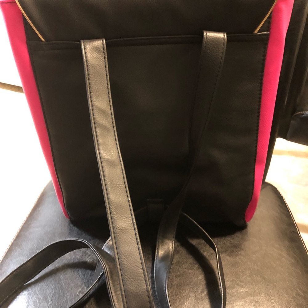 Brand new Juicy couture bag pack